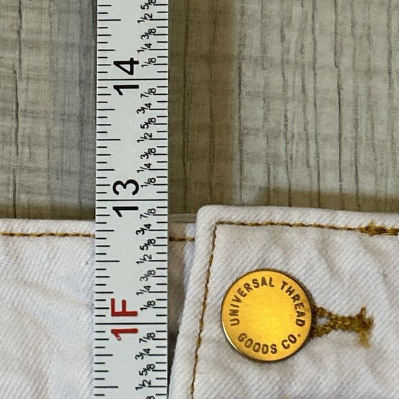 NWT Universal Thread High-Rise Vintage Midi Jean Shorts Cut Off Raw Hem Size 18W - Picture 15 of 16